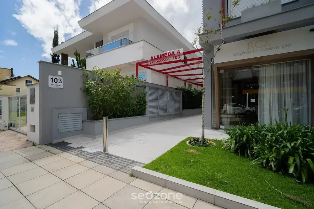 Apt w/ Balcony and Grill 220m From the Sea Car0201