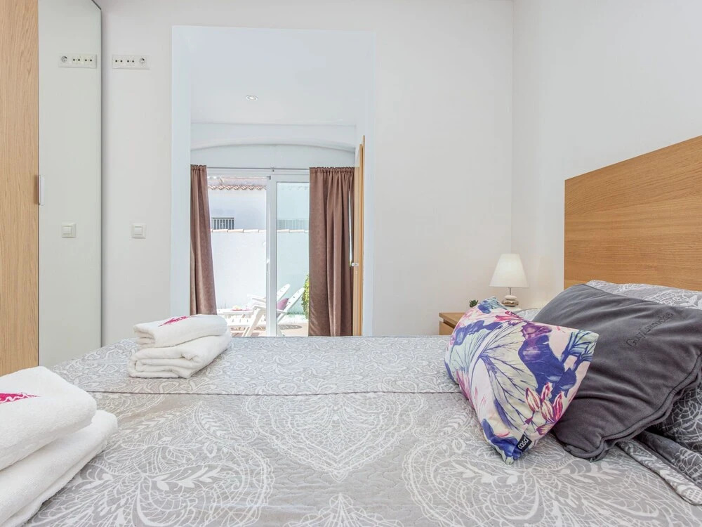 Villa in Empuriabrava With Private Pool & Mooring