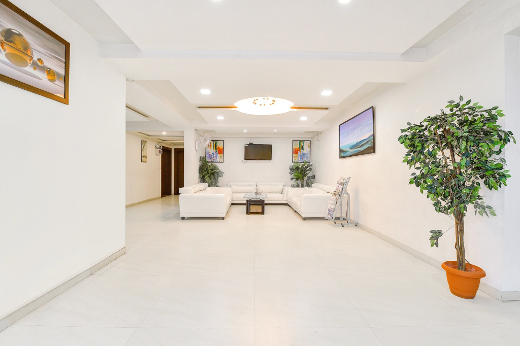 Fabhotel Skyland