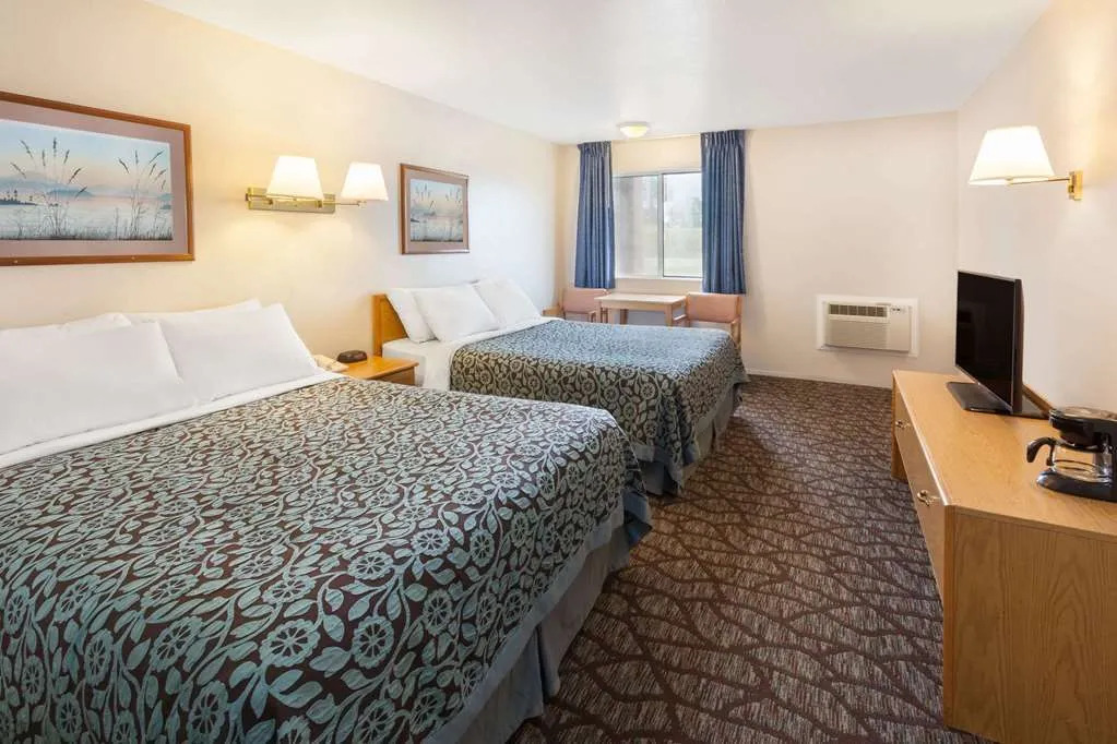 Days Inn Manistee