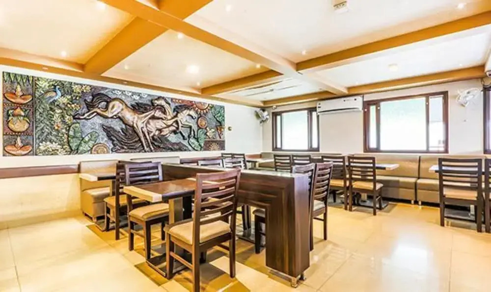 Fabhotel Sri Krishna Suites