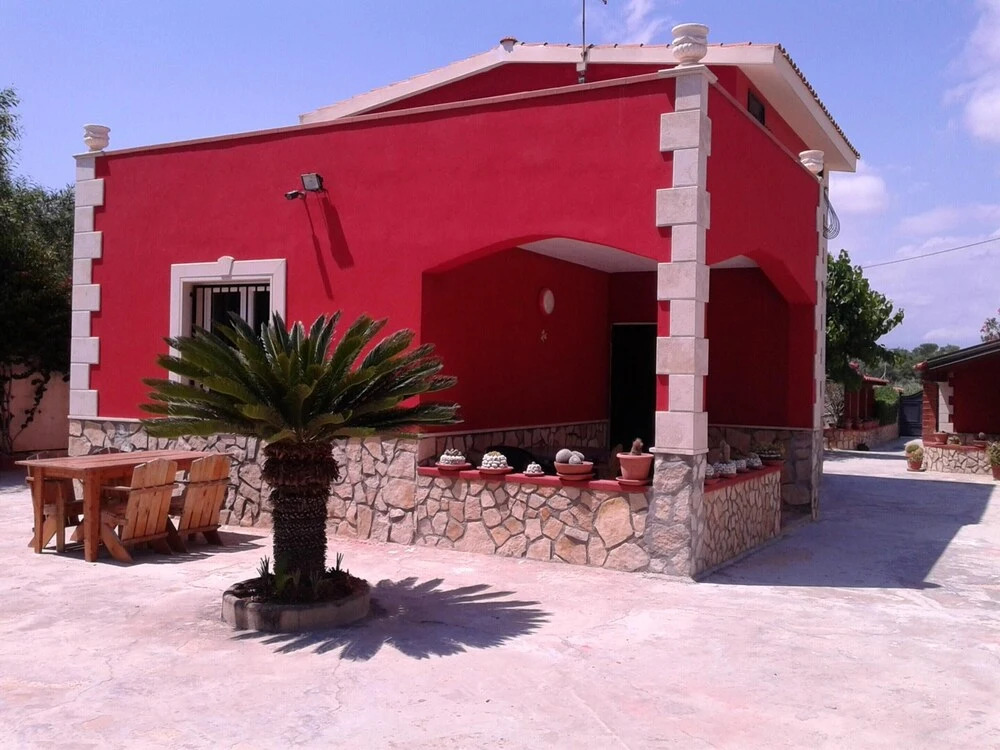 House With 6 Bedrooms in Pachino, With Wonderful sea View, Enclosed Garden and Wifi Near the Beach