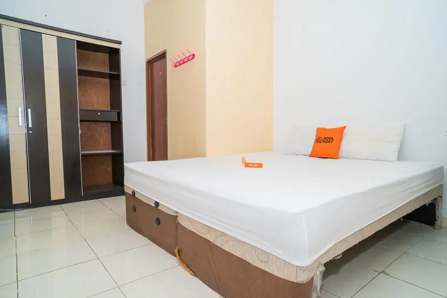 KoolKost Syariah near Mall Kelapa Gading (Minimum Stay 6 Nights)
