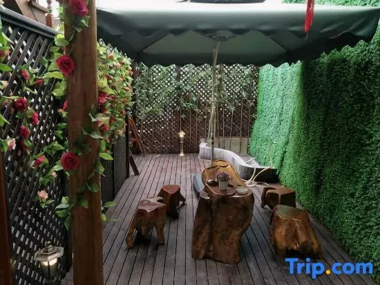 tangfu Boutique Hostel