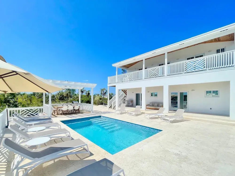The Better Life & Cottage 5 Bedroom Home