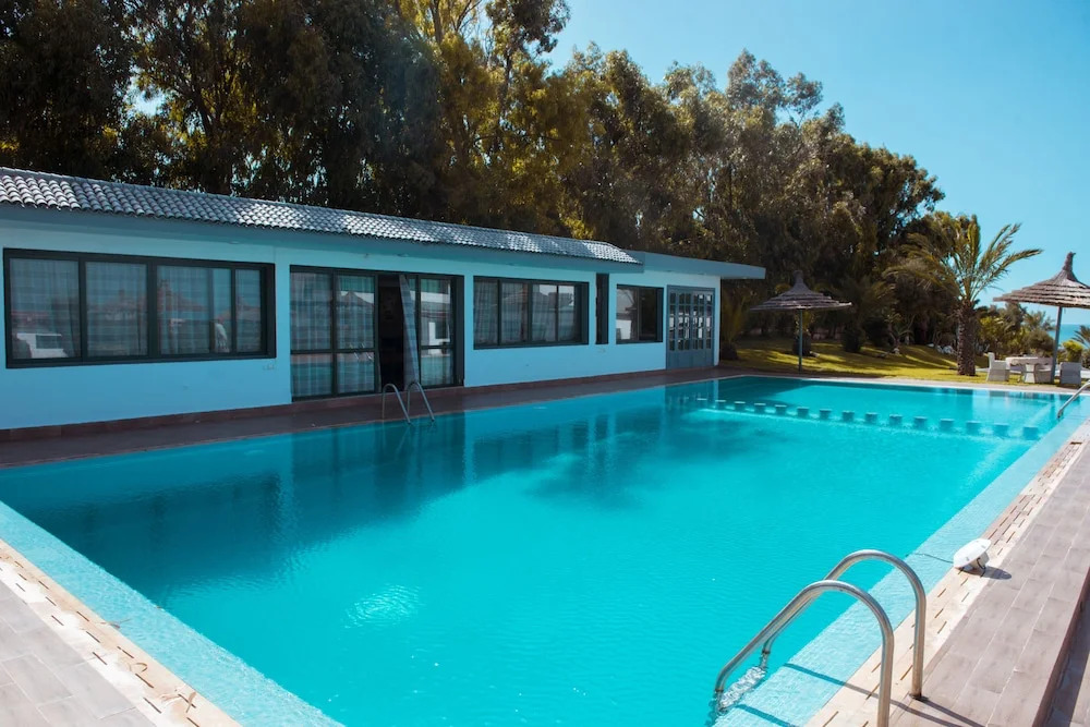 Regency Park and Suites