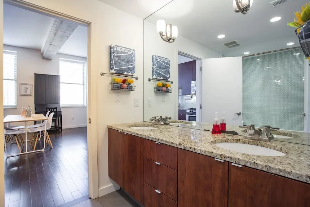 Beautiful Condo in the Center of it All