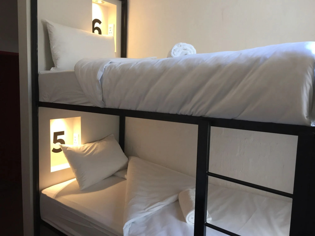 91 Loop Boutique Hostel