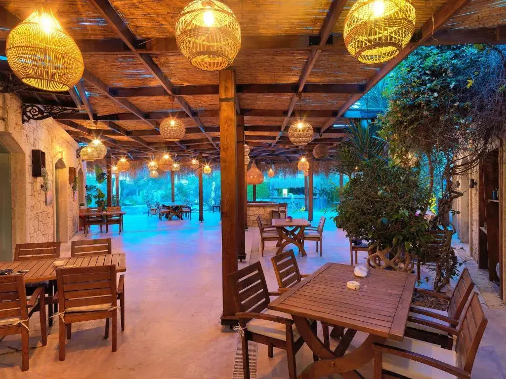 Triangulo Hotel Alacati (Adults Only +12)