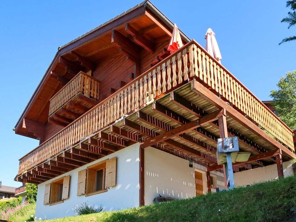Chalet Chalet Boucaro by Interhome