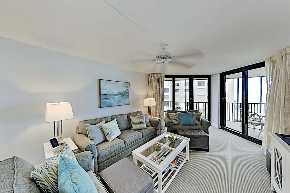 New Listing! All-suite Beach Getaway W/ Pool 2 Bedroom Condo