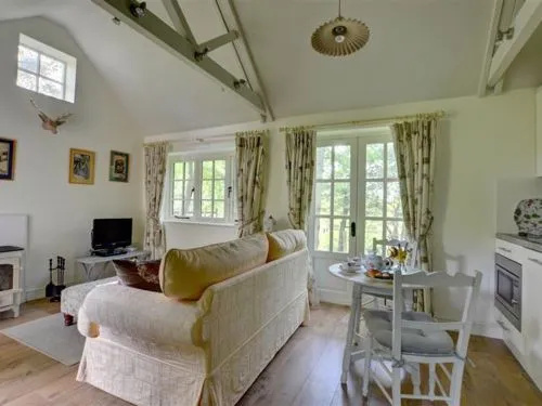 House The Lodge Maresfield