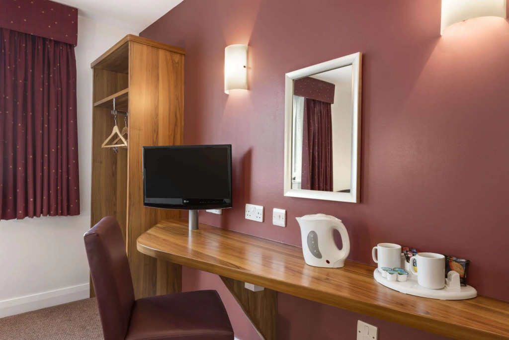 Days Inn by Wyndham Corley NEC M6