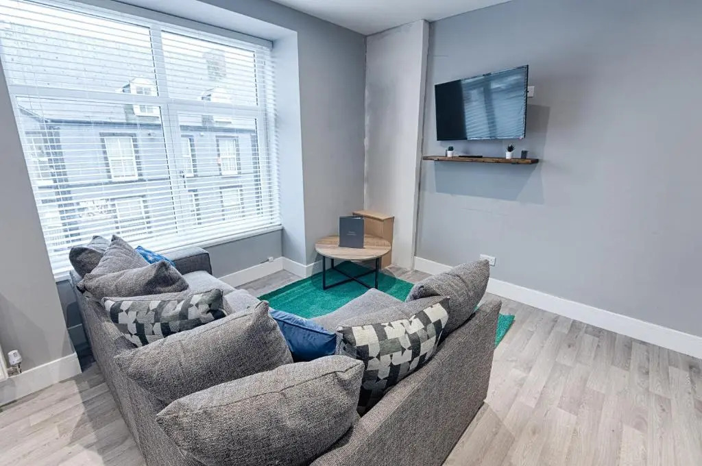 Murray Nest #2 - TV in Every Bedroom!