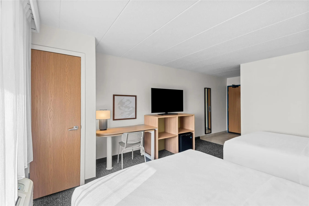 Spark by Hilton Cedar Falls