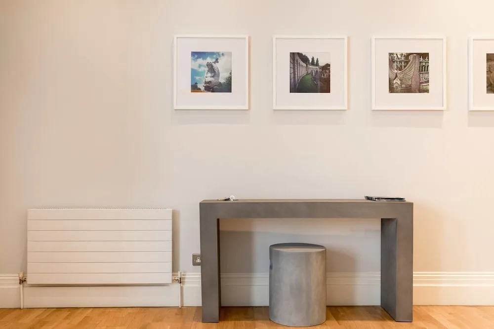 Tastefully Designed & Modern 2bed 2bath w/ Garden