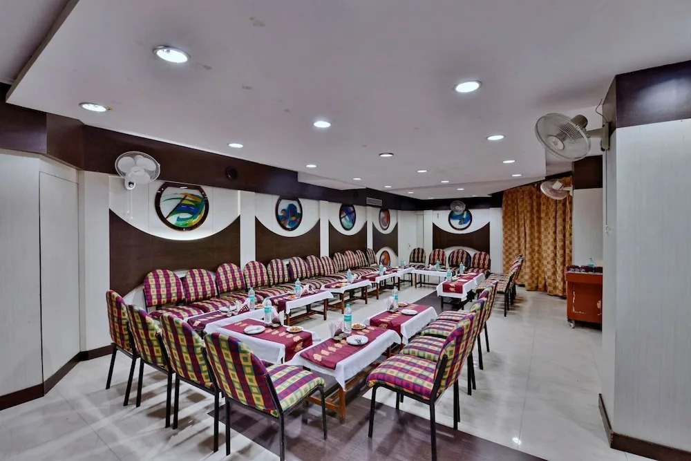 Lemon Tree Hotel Bhopal