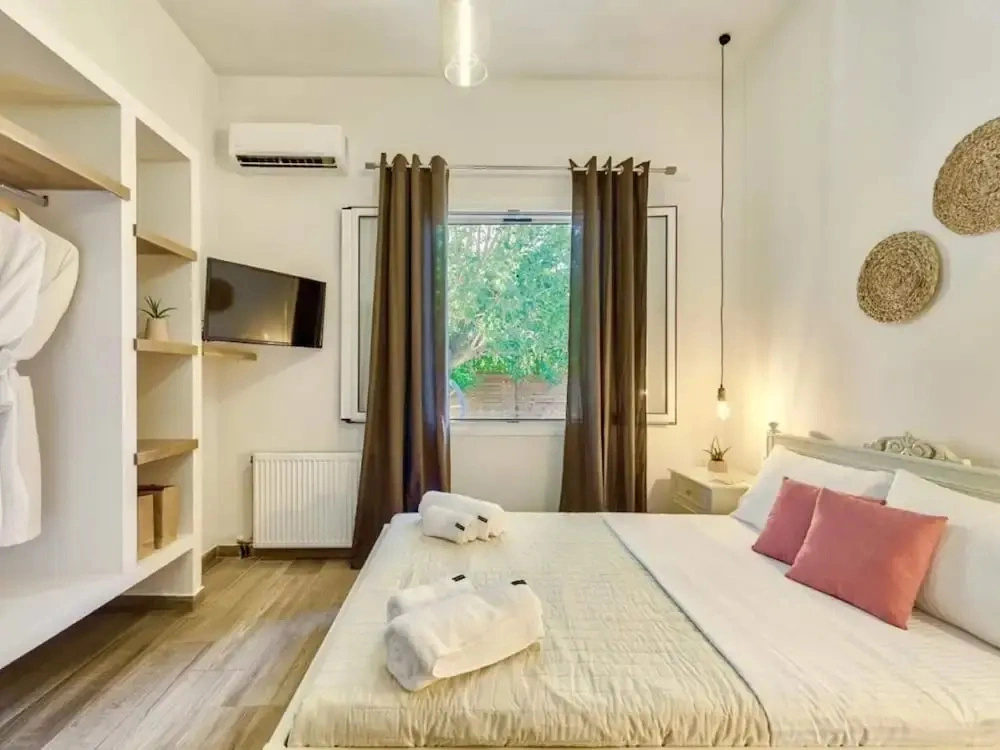 Scenic Villa in Pigadakia With Private Pool
