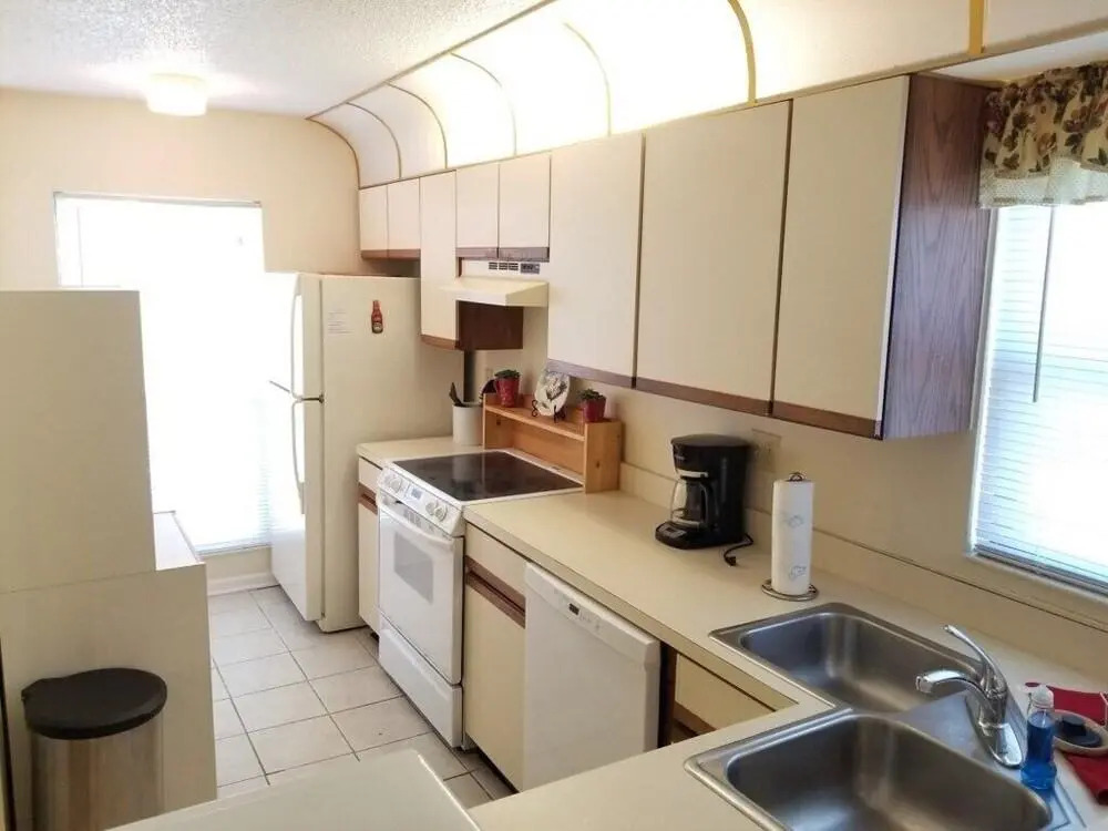 Ocean View, 2 Balconies, 2 Pools - Sea Place 13238