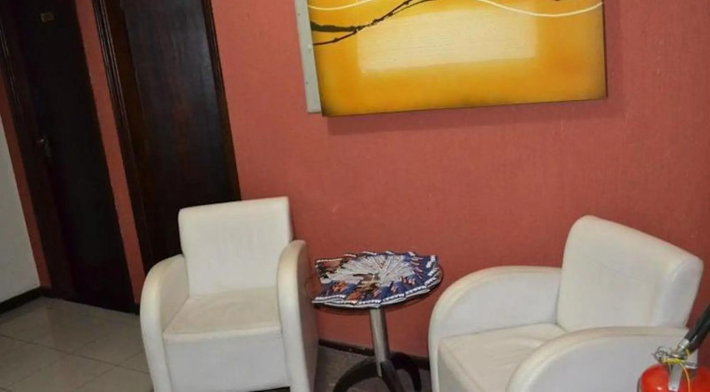 Aero Plaza Hotel