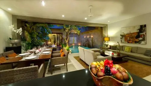 bunga one seminyak