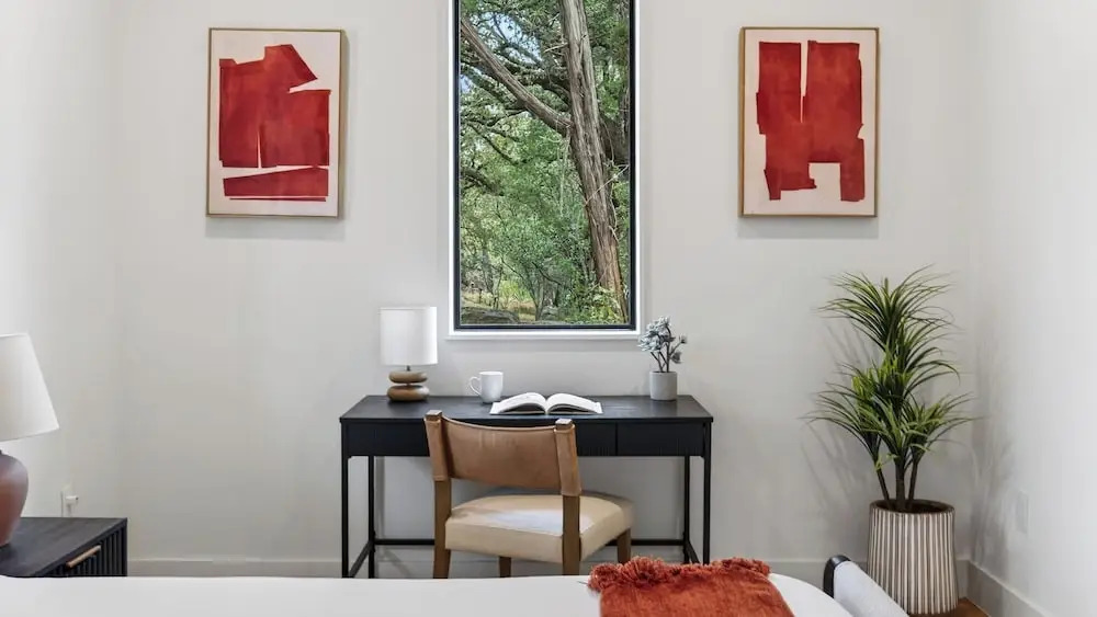 Sundown Social by Avantstay Lake Austin Views Pool, Firepit, Deck + Game Room A+ Designer Style