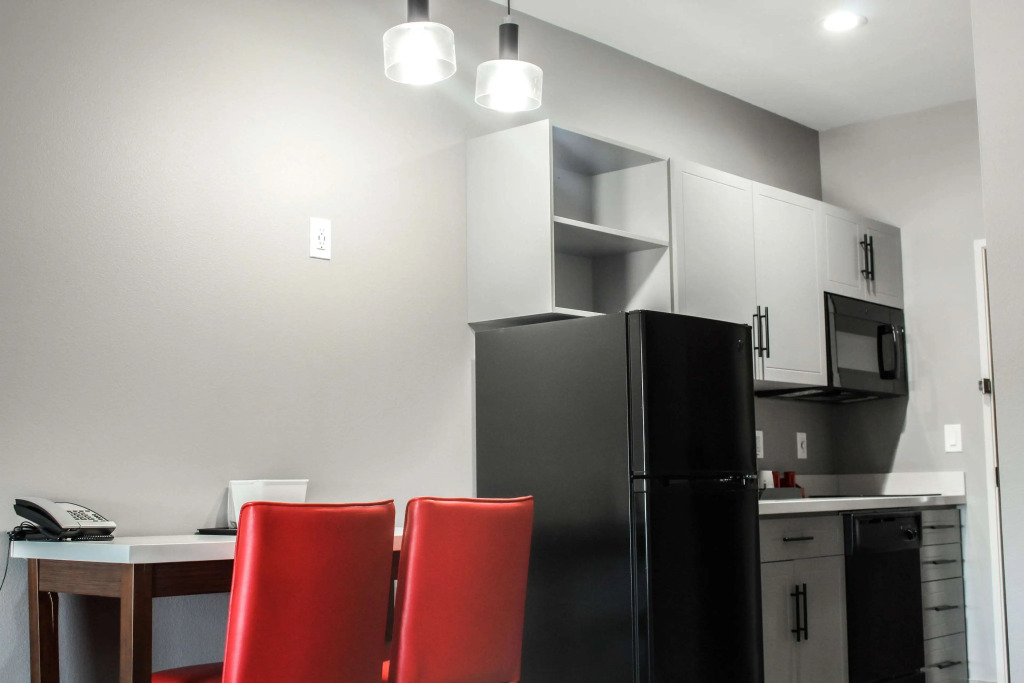Hawthorn Extended Stay by Wyndham Oklahoma City Airport