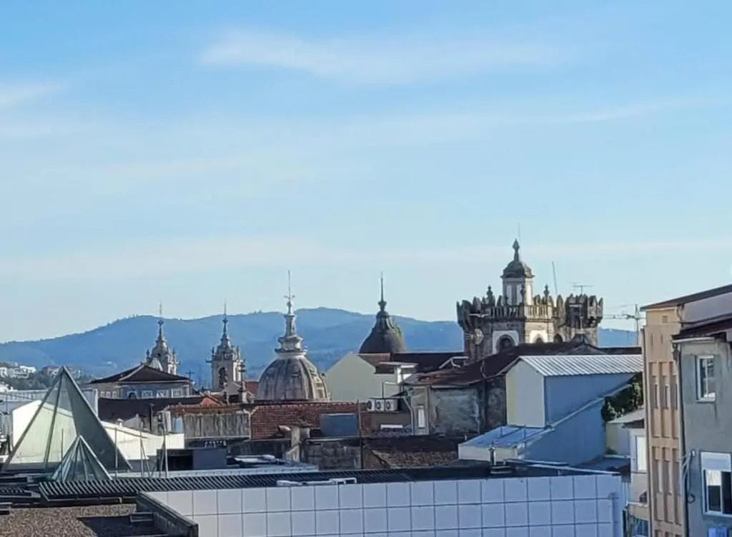 Charming City Center 140m2 & FREE Parking