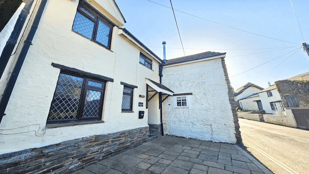 Dove Cott Sleeps 4 Central Location