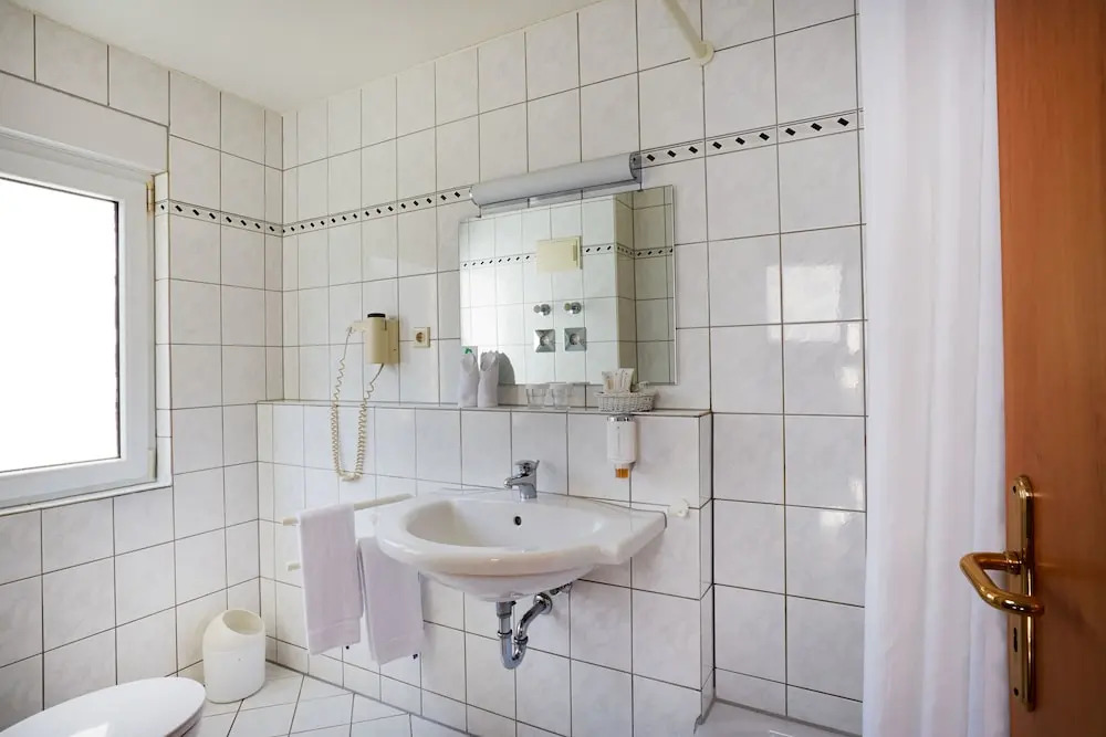 Sunday Hotel Wiesbaden Niedernhausen Apartments