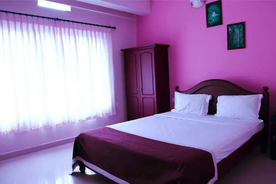 Hotel Mint Flower