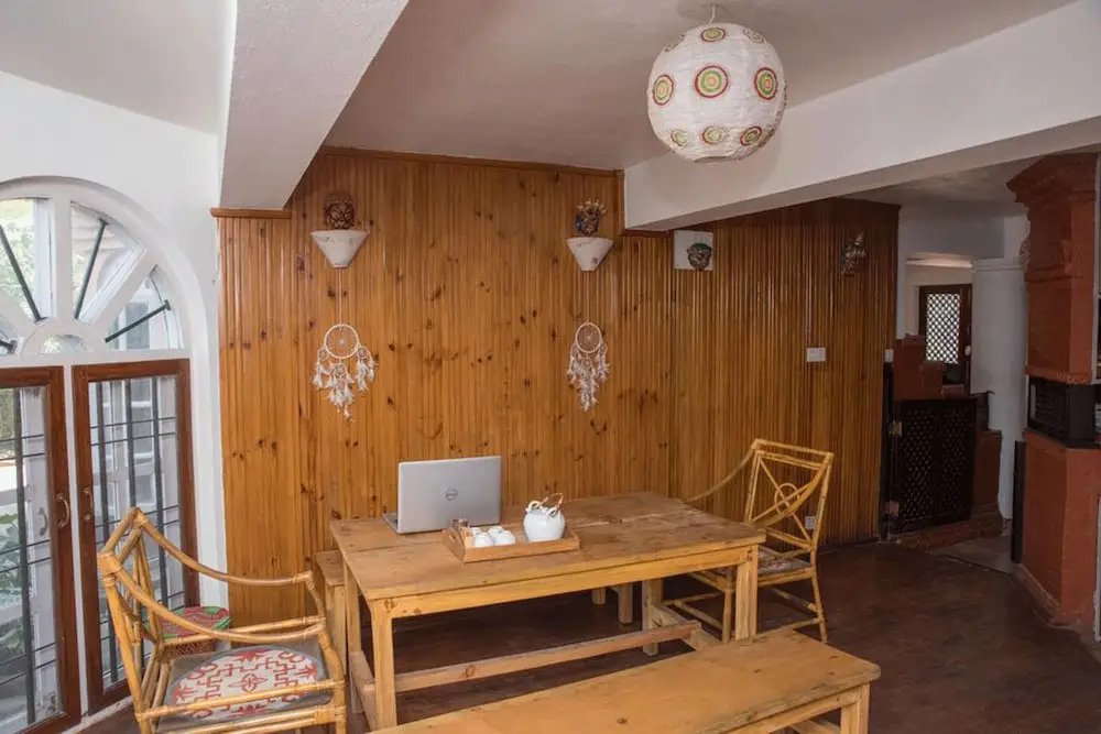 Tembas House