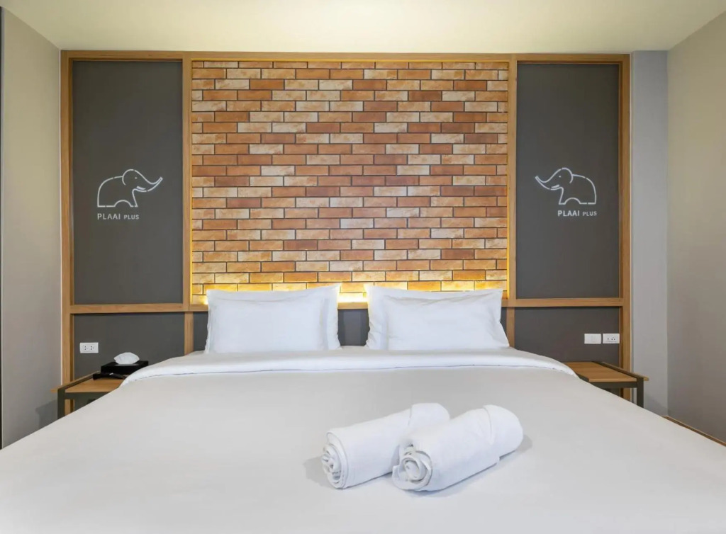 PLAAI Plus Hotel Rayong โรงแรมพลาย พลัส ระยอง