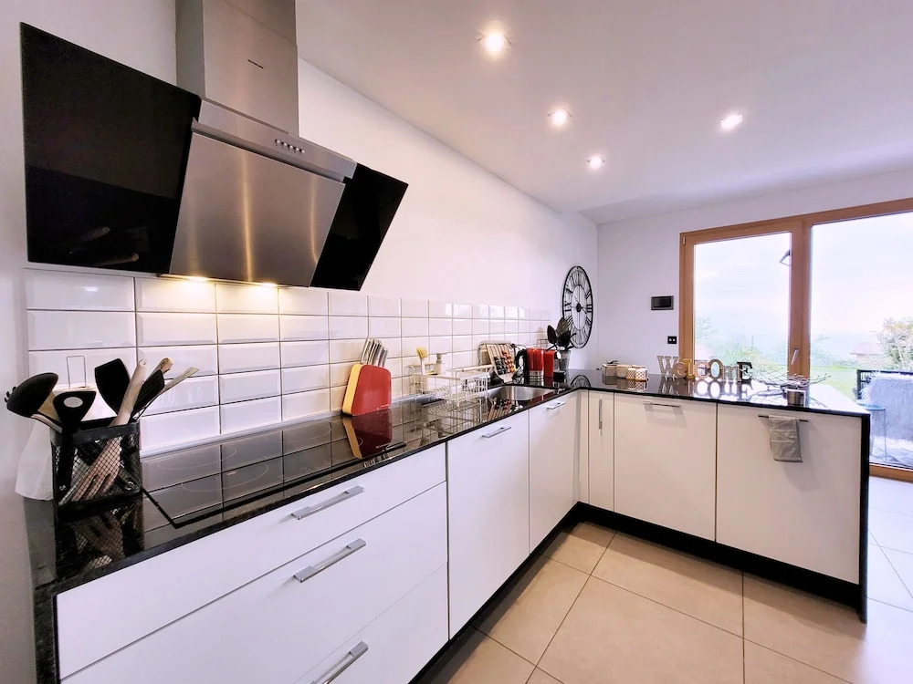 Montreux Holiday Home