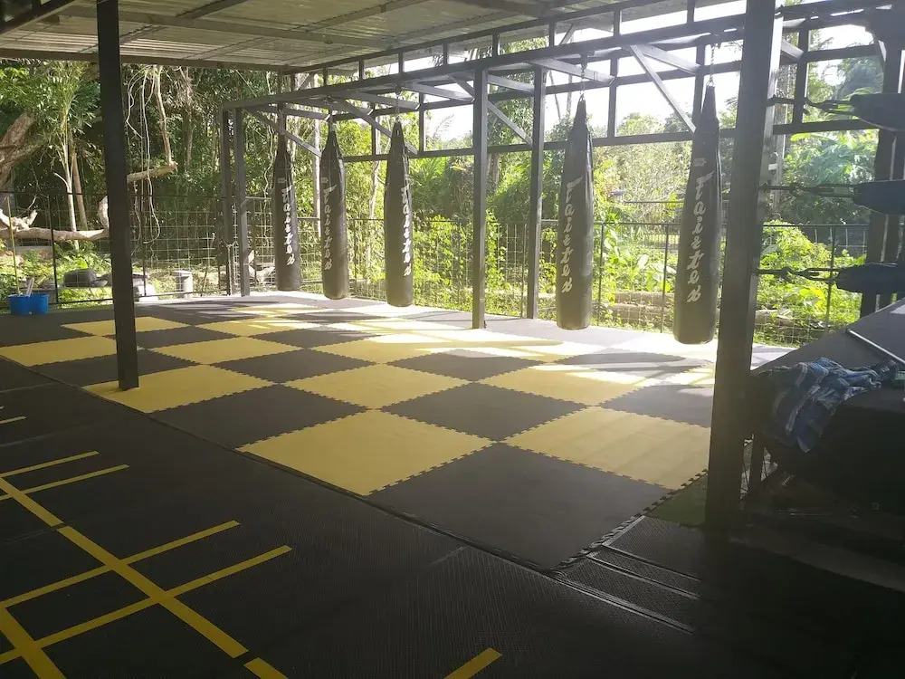 Mai Khao Muay Thai