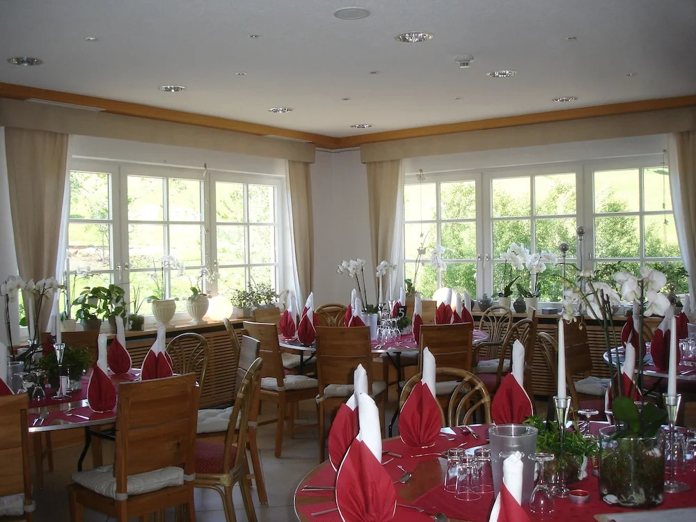 stuub jostal