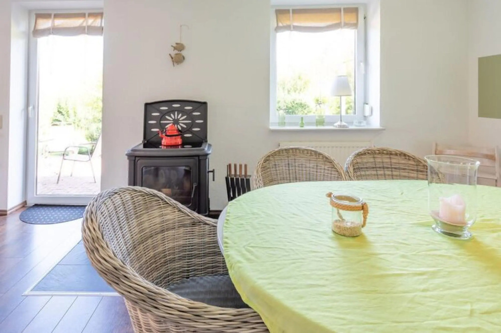 Comfortable holiday home in Struckum