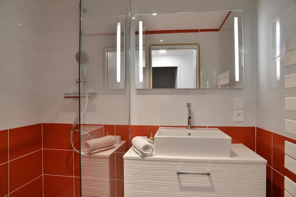 Residence Saintjacques Three-roomed Apartment for 8 People in the Resort Center S213