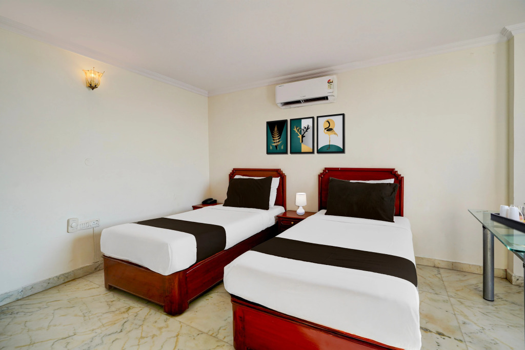 Townhouse Civil Aviation HAL Road