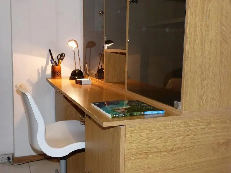 Central Bright Comfortable Studio