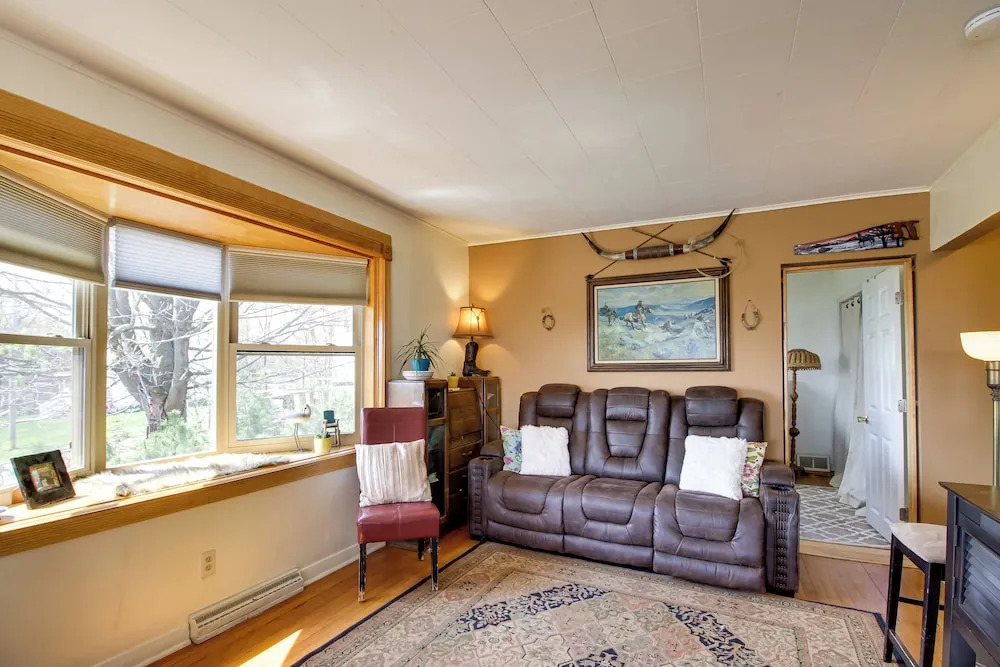 Spacious Duluth Home ~ 4 Mi to Lake Superior!