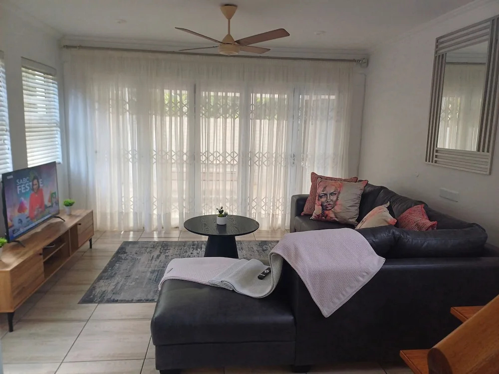 Cosy 2 Bedroom Apartment in a Prominent Area of East London Nahoon