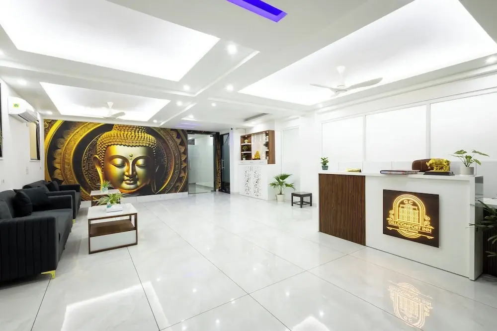 Hotel Gill Comfort Inn - Close to MEDANTA, ARTEMIS AND FORTIS HOSPITAL