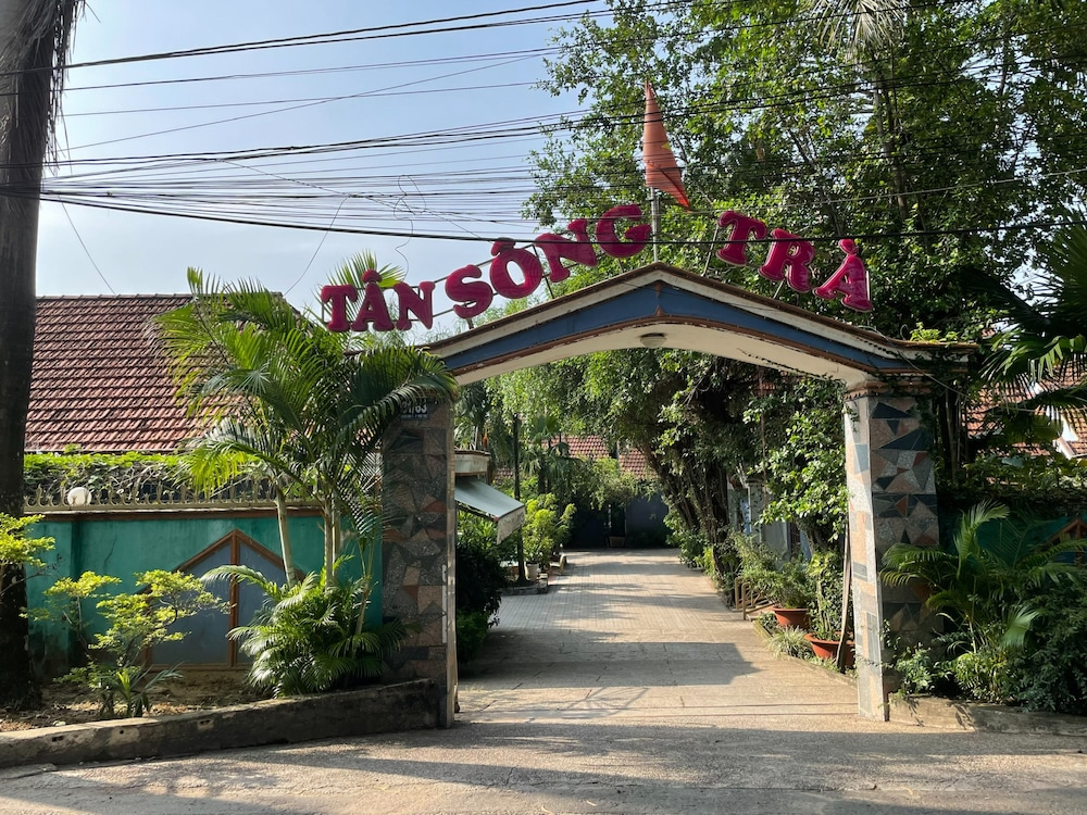 Song Tra Hotel