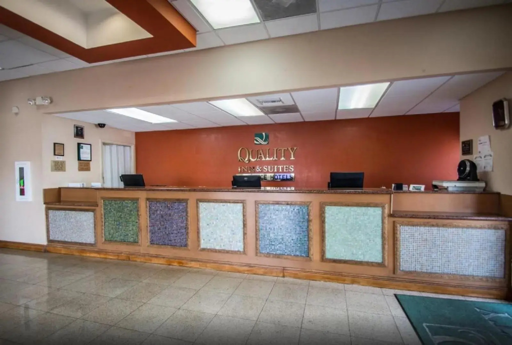 Quality Inn & Suites Eastgate