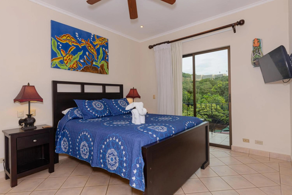 Sunrise 48- 3 Bedroom Ocean View Penthouse Condo