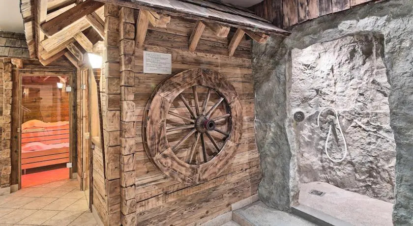 Hotel BinderBubi Sighisoara 4 Stele