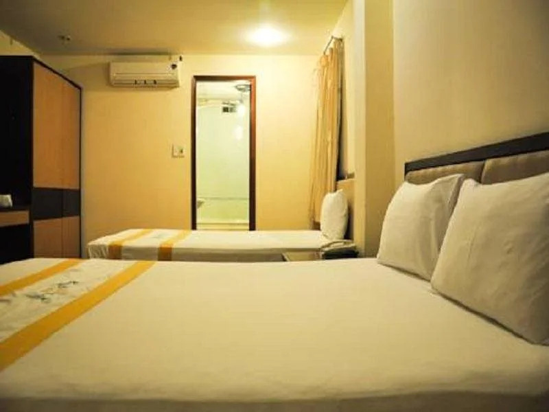 99 Hotel