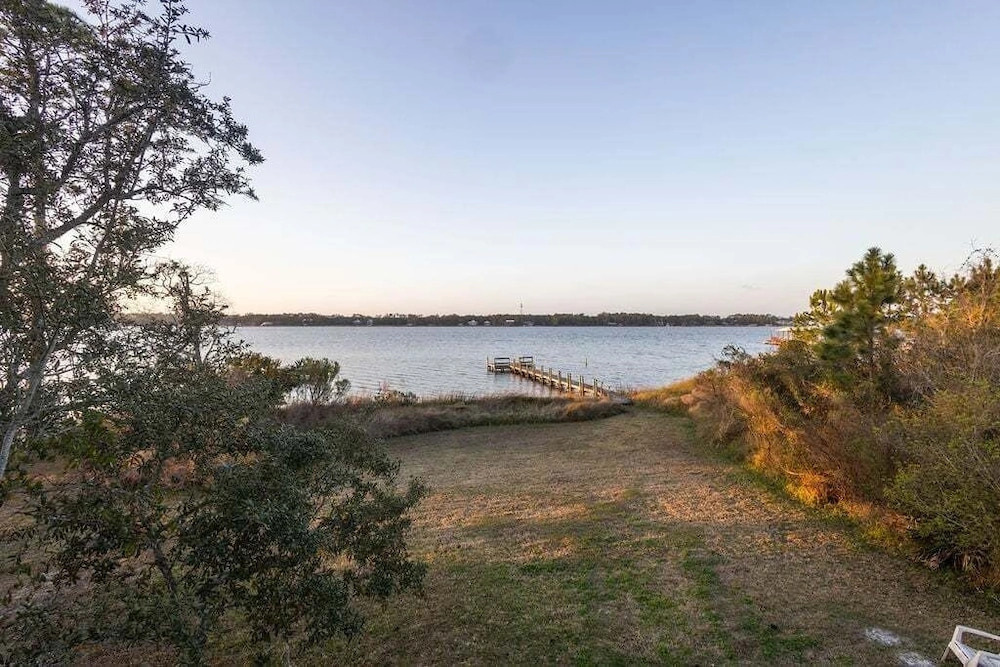 Sailhouse West 2 Bedroom Duplex