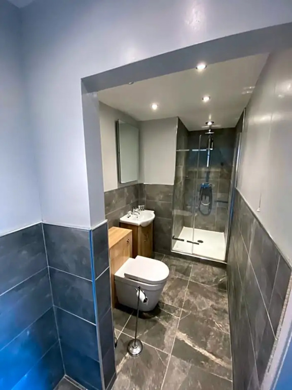 New Lodge Rooms- with Free Parking